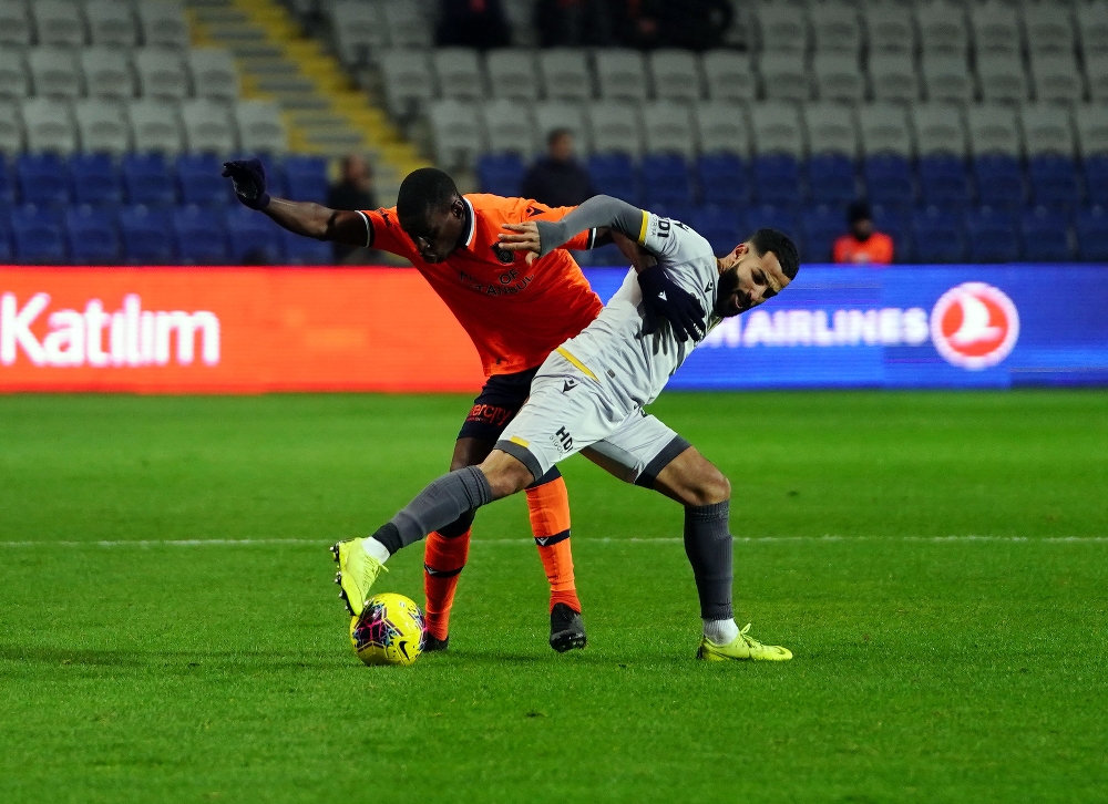 Demba Ba Kadıköy’de yok