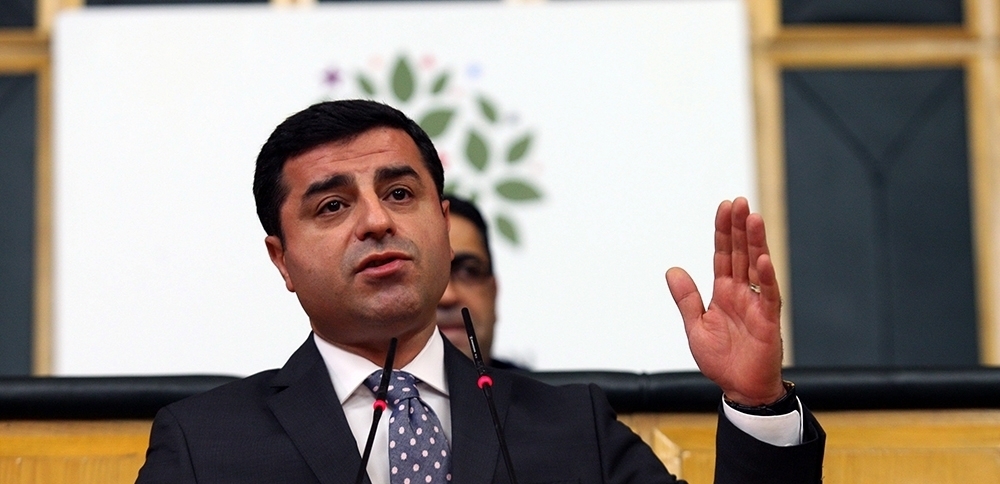 Demirtaş’a 2 yıl 6 ay hapis cezası verildi