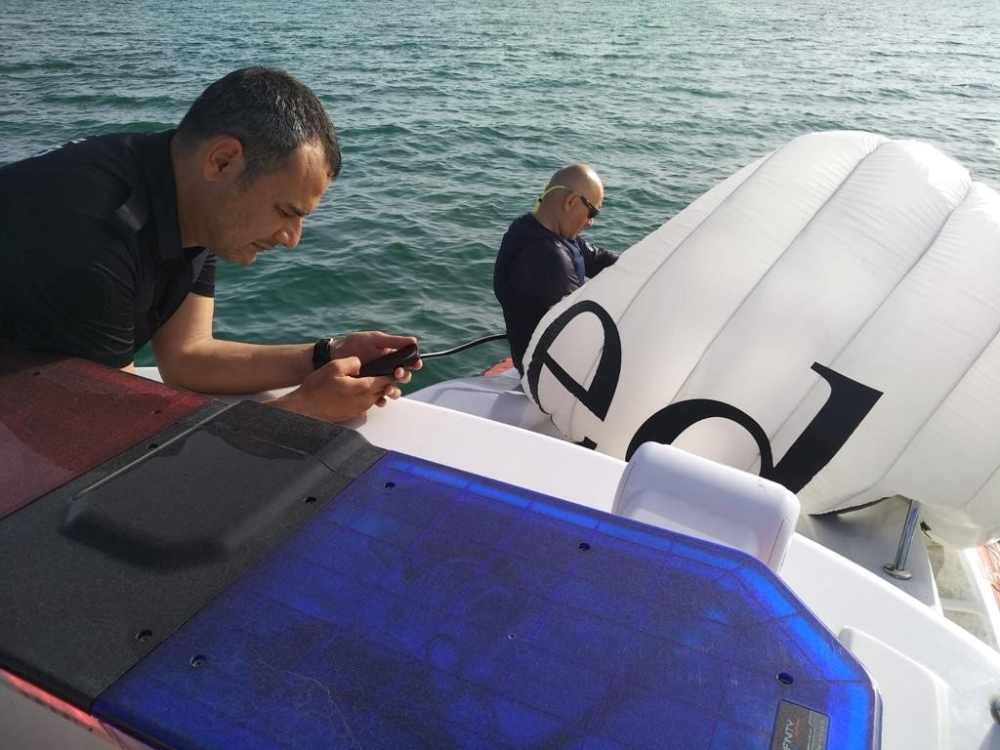 Denizde mahsur kalan sörfçü polis ekiplerince kurtarıldı