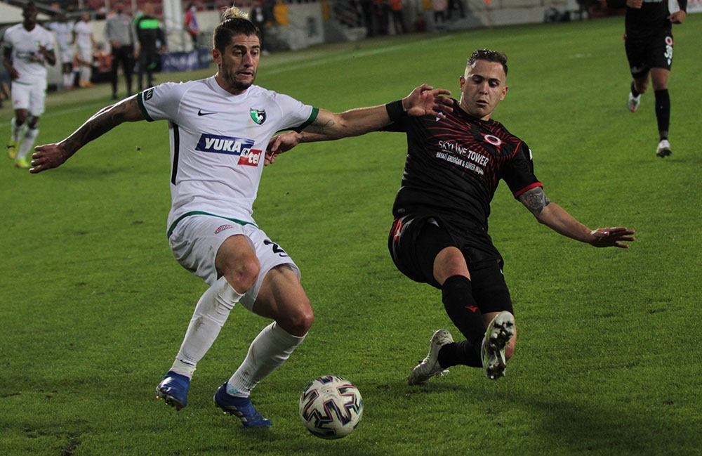 Denizlispor deplasmanda Gençlerbirliği’ni 2-1 yendi
