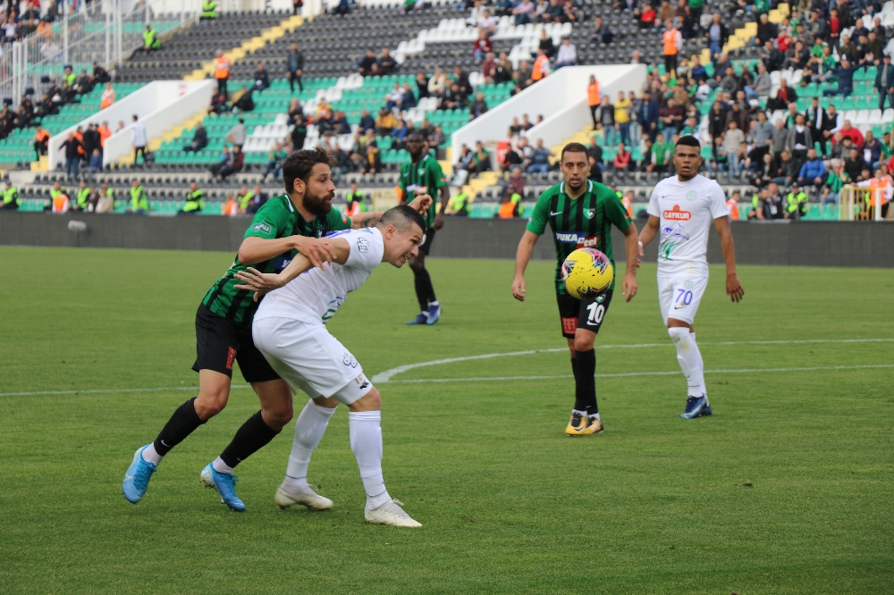 Denizlispor Evinde Rizesporu 2-0 Yendi