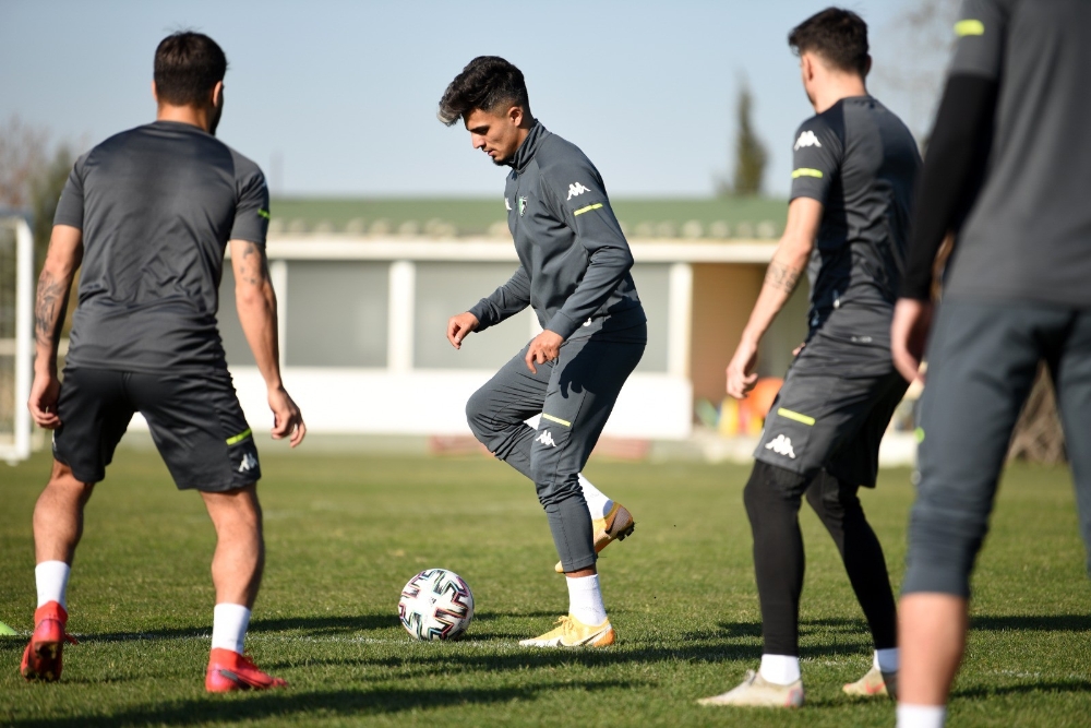 Denizlispor ve Antalyaspor maç saatini beklemeye başladı