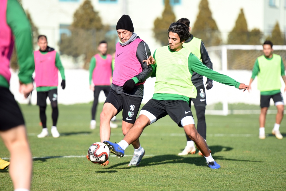 Denizlispor’da Trabzonspor mesaisi devam ediyor