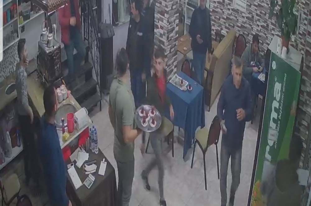 Deprem Balıkesir’de kameralara böyle yansıdı