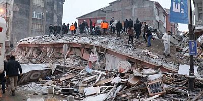 Depremde bilanço ağırlaşıyor