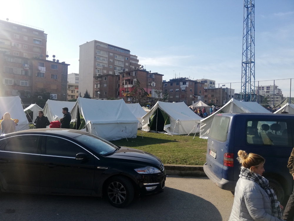 Depremin Vurduğu Arnavutlukta 1 Aylık Olağanüstü Hal İlan Edildi