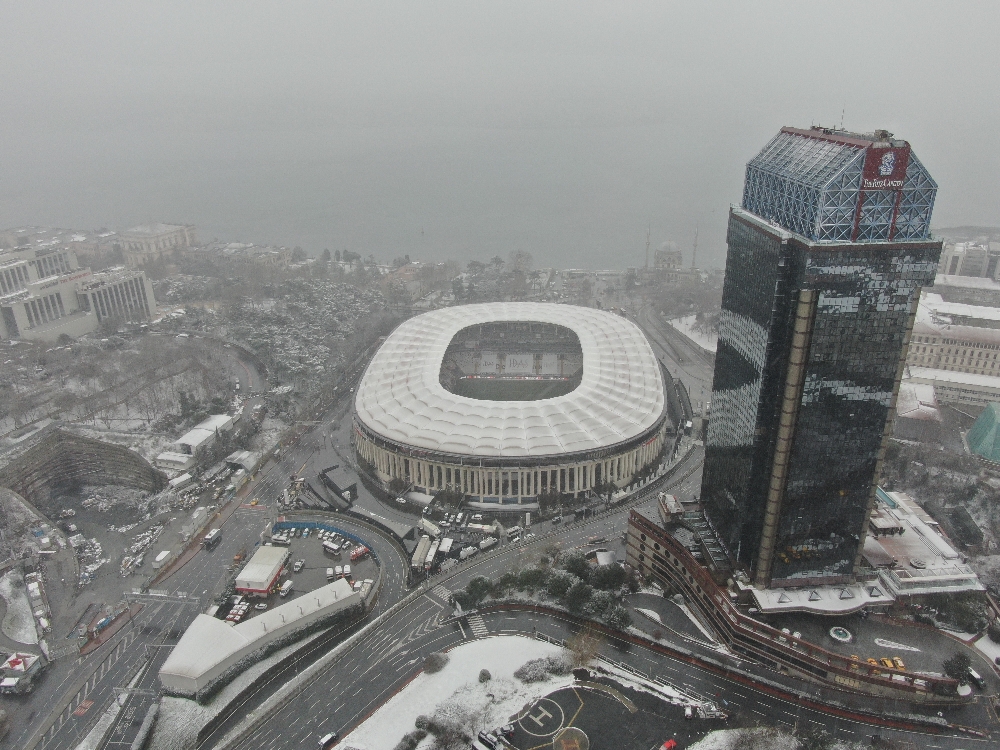 Dev derbi öncesi Vodefone Park’taki son durum havadan görüntülendi