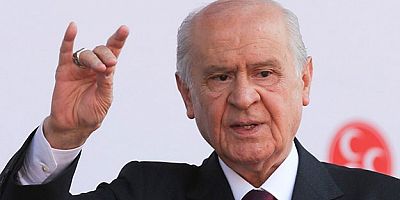 Devlet Bahçeli, İYİ Partili iki ismi MHP'ye davet etti