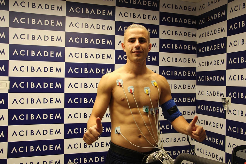 Dimitris Pelkas: 