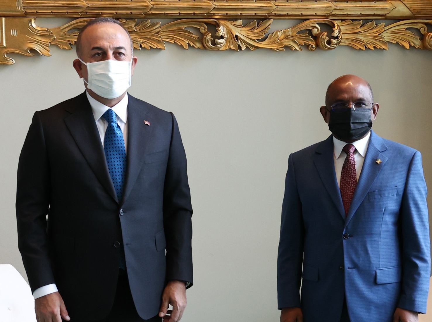 Dışişleri Bakanı Çavuşoğlu, Maldivler Dışişleri Bakanı Shahid ile görüştü