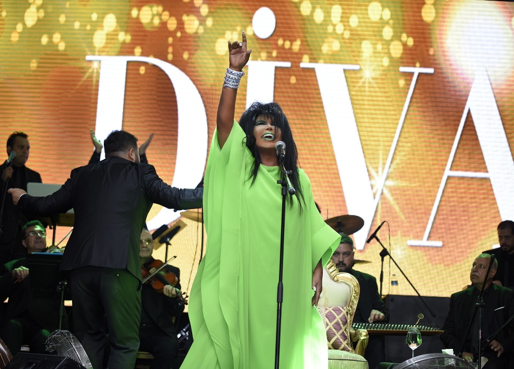 Diva hastaneye kaldırıldı