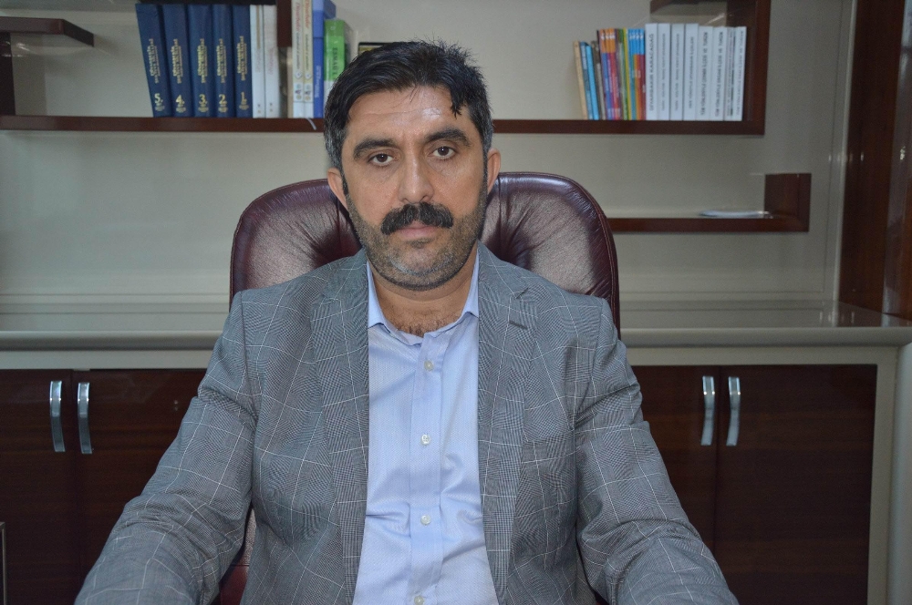 Diyarbakır Öğretmenevi Müdürü Yunus Memiş yolsuzluk iddiasıyla gözaltına alındı