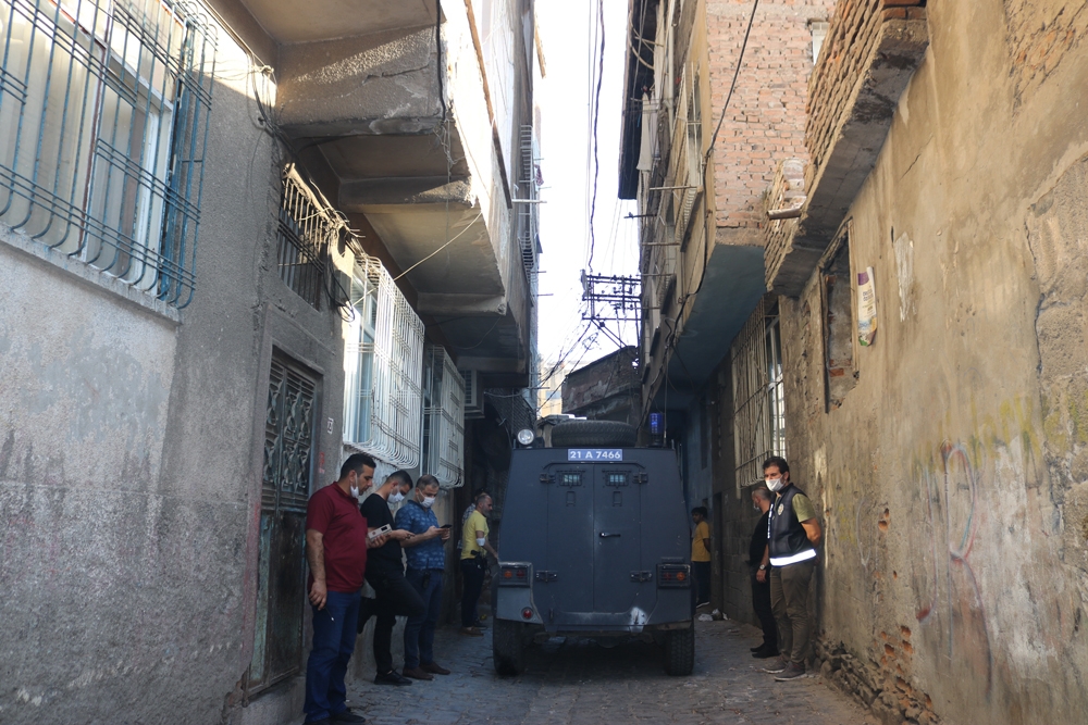 Diyarbakır’da 1 çocuğun öldüğü, 3 kişinin yaralandığı saldırıda, 1 kişi tutuklandı