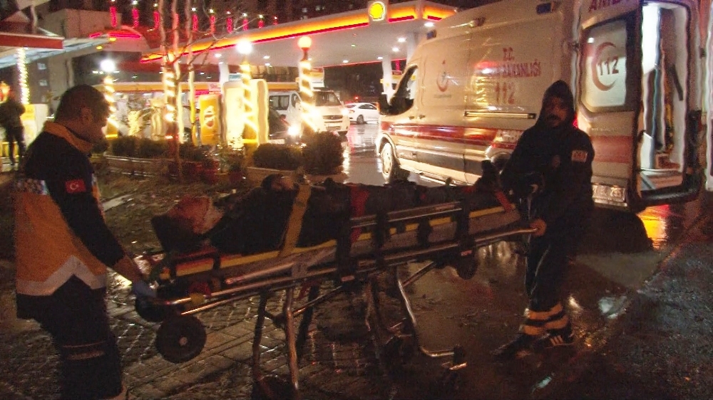 Diyarbakırda Trafik Kazası: 2Si Ağır 5 Çocuk Yaralı