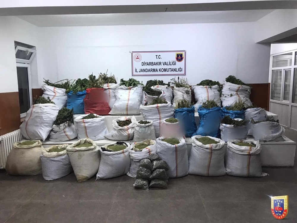 Diyarbakır’da uyuşturucuya dev operasyon