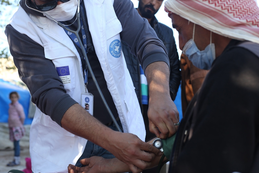 Doktorlardan zengin ülkelere aşı çağrısı