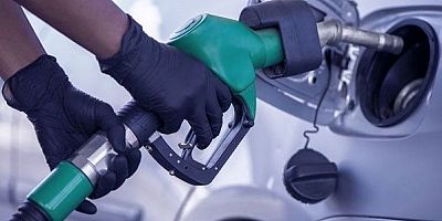 Dolar düştü akaryakıt zammı iptal edildi