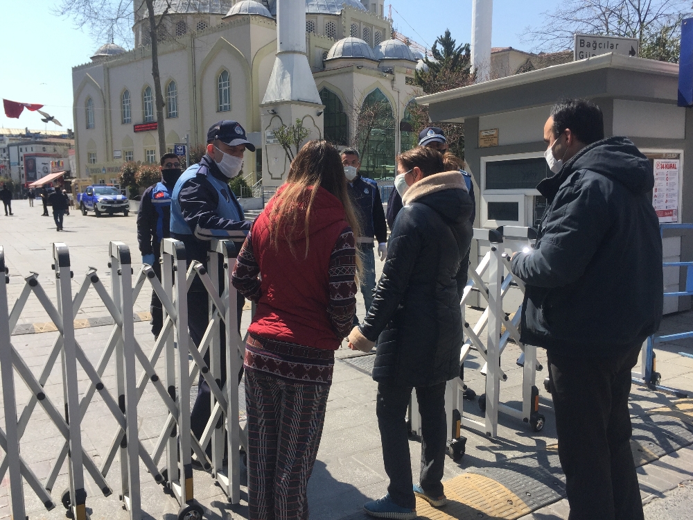 Dörtyol Meydanı’na bariyerler kuruldu, vatandaşlar sırayla alınıyor