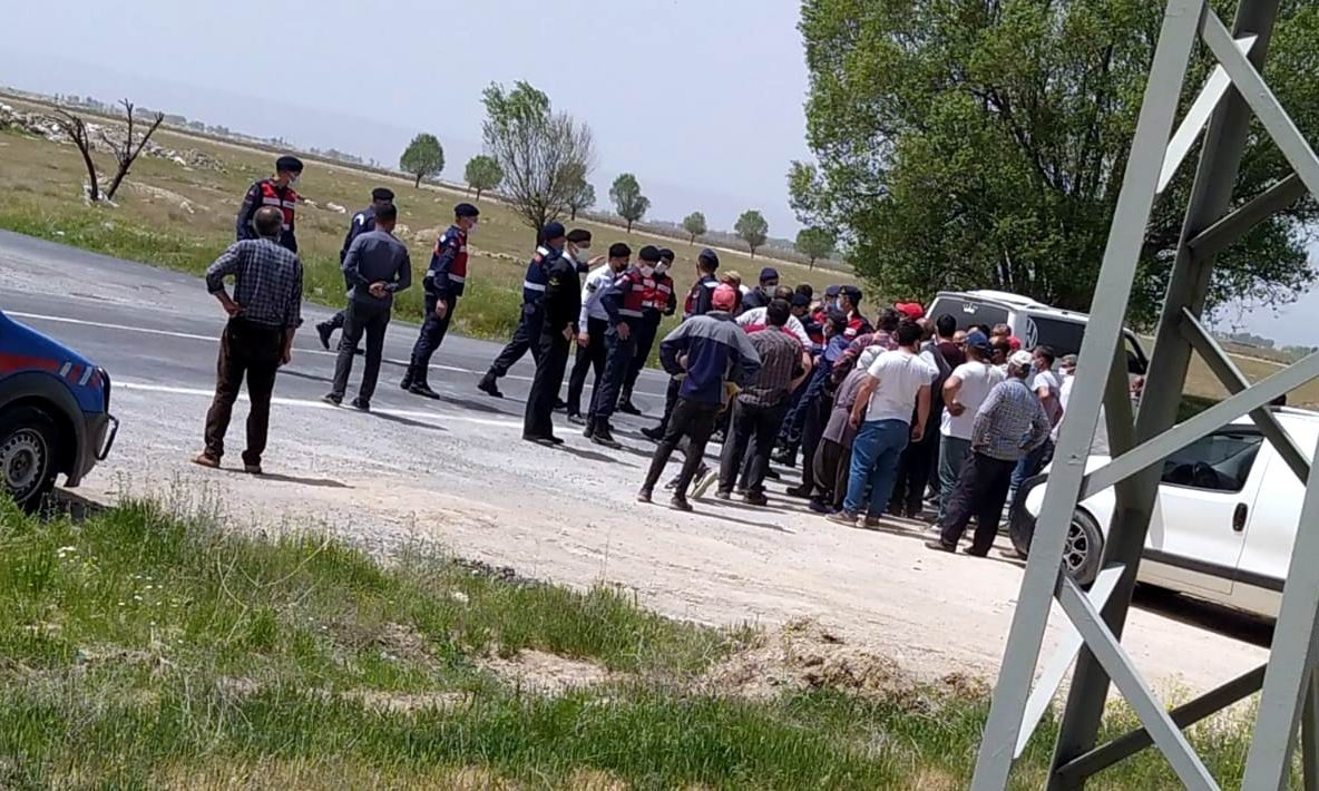 DSİ yetkileri ile köylü arasında arbede çıktı