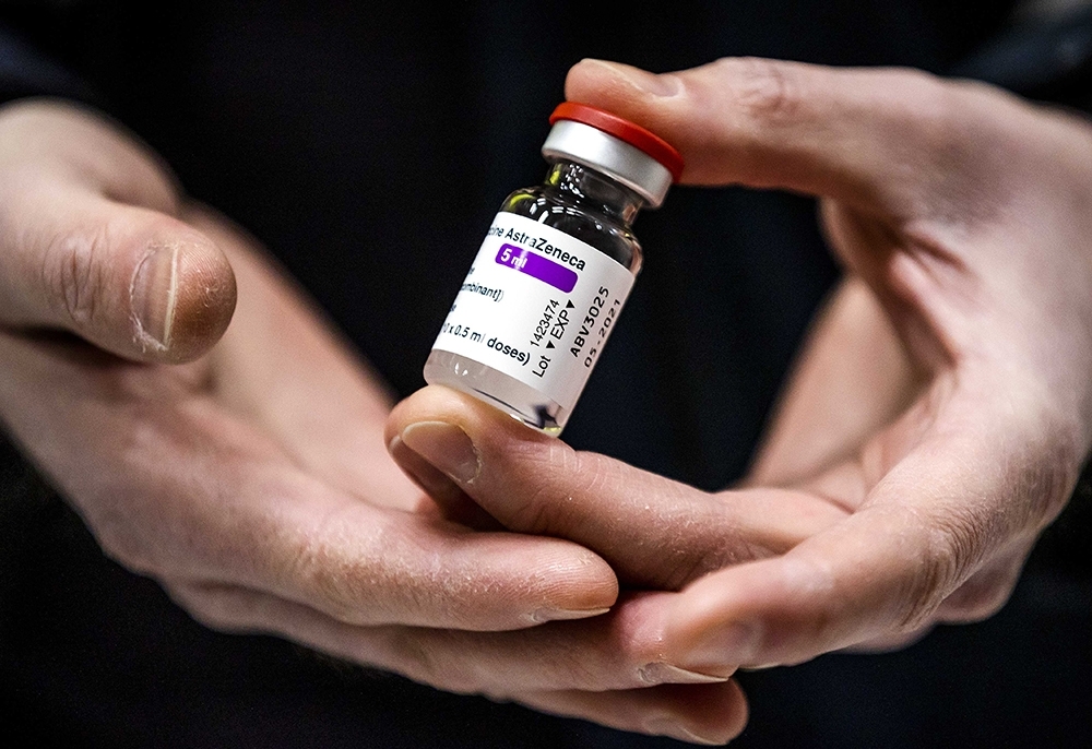 DSÖ AstraZeneca aşısının kullanımına devam edilmesini önerdi