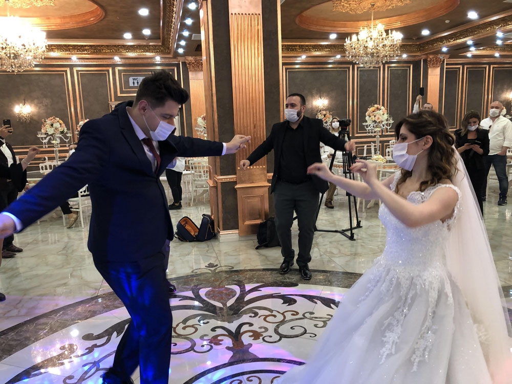 Düğün salonlarından sosyal mesafeli törenlere hazırız mesajı