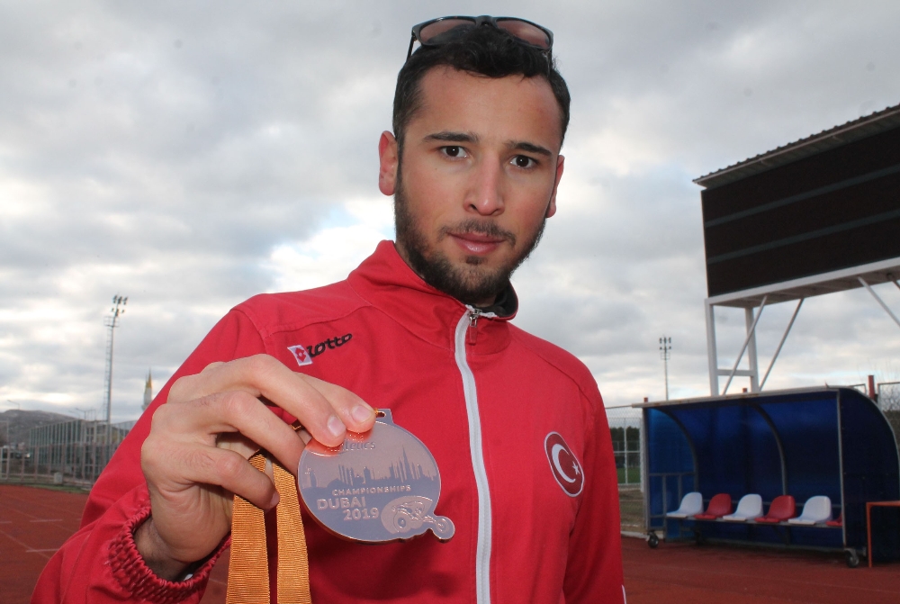 Dünya 3.sü Engelli Sporcunun Hedefi Dünya Birinciliği