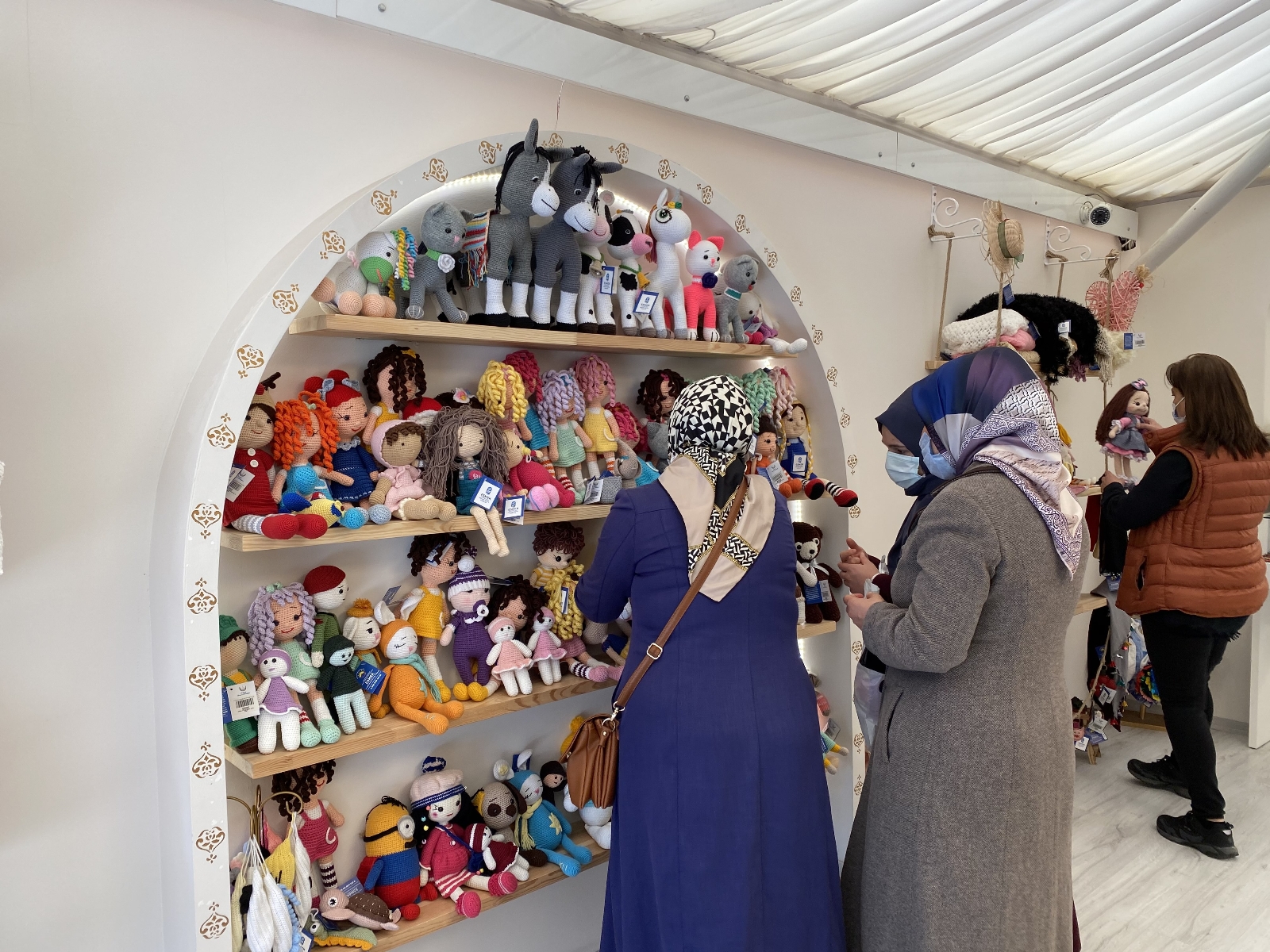 Dünya Pizza Şampiyonu Hakkı Akdeniz’den üreten kadınlara destek