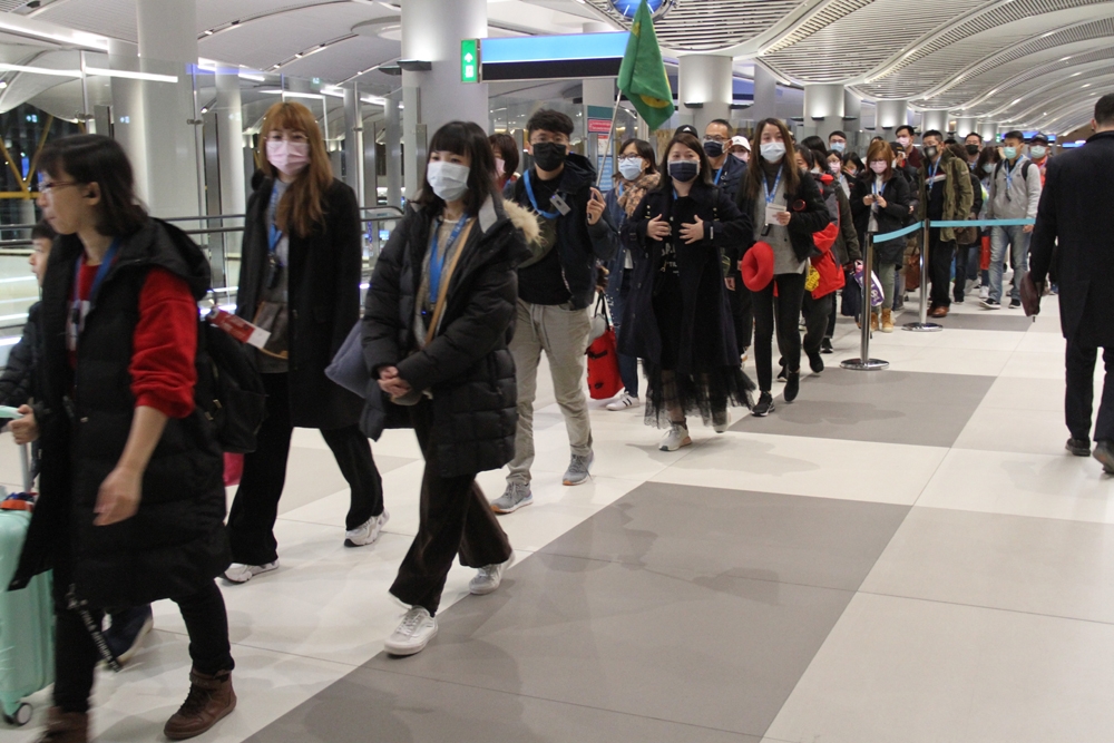 Dünya Sağlık Örgütü uyardı: “Maske takmak korona virüsü önlemiyor”