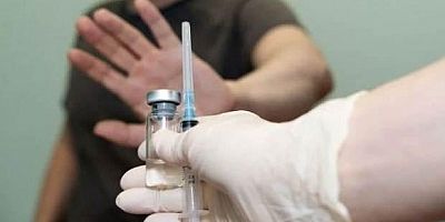 Dünyada aşısızlara yaptırımlar artıyor