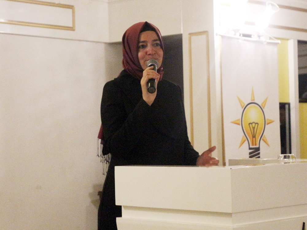 “Dünyada Yaşanan Zulmü Göstermemiz Lazım”