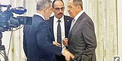 Dünyanın en gizemli üç insanı Soçi'de hararetli hararetli ne konuştu?