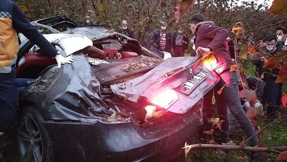 Düzce’de otomobil fındık bahçesine uçtu: 4 yaralı