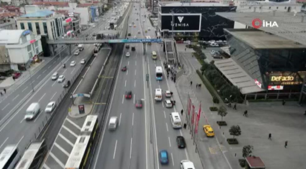 E-5 karayolu gece gündüz otoparka döndü