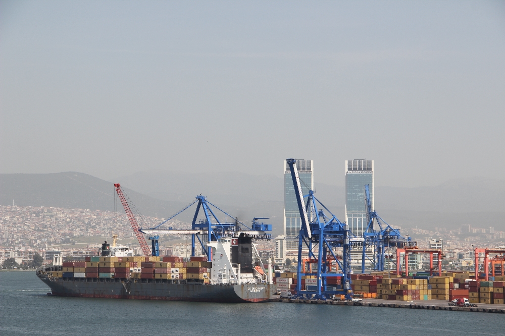 Ege Bölgesinin 11 Aylık İhracatı 20,6 Milyar Dolara Ulaştı