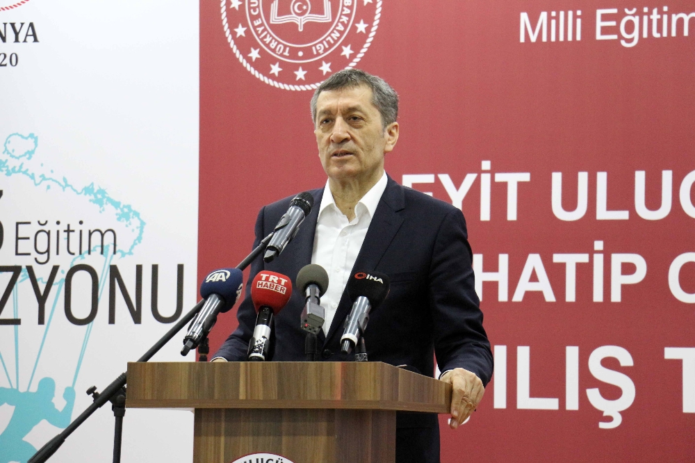 “Eğitim çocuklarımızın ve Türkiye’nin geleceği için en büyük vasıta”