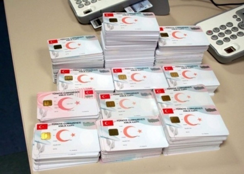 Ehliyetler kimlik kartlarına yüklenecek
