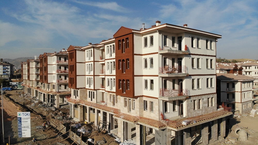 Elazığ’da dönüşüm sürüyor, binlerce konut hızla yükseliyor