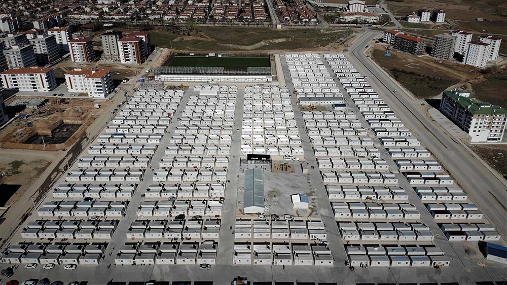 Elazığ’da konteyner kentlerde 4 bin 613 kişi yaşamaya başladı