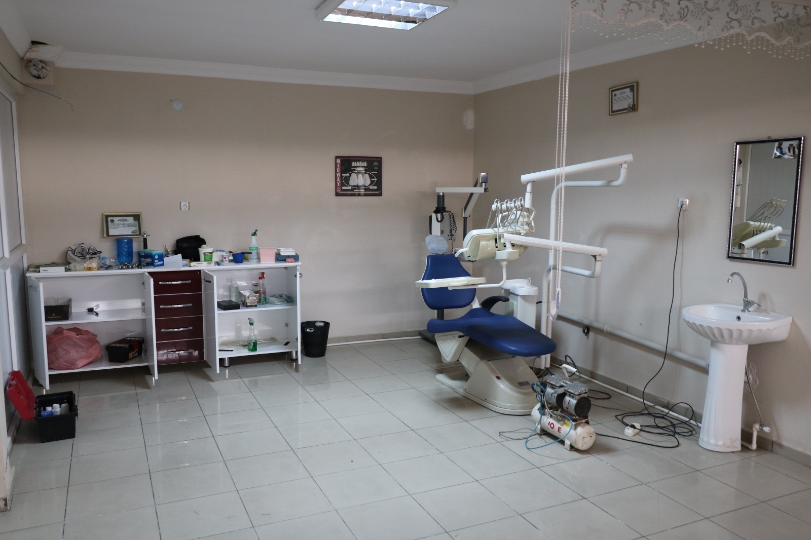Elazığ’da tam donanımlı diş kliniği, mekan kaçak, hekim sahte, hasta gerçek