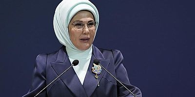 Emine Erdoğan: Kadın gazeteciler irfan ve cesaret timsalleridir