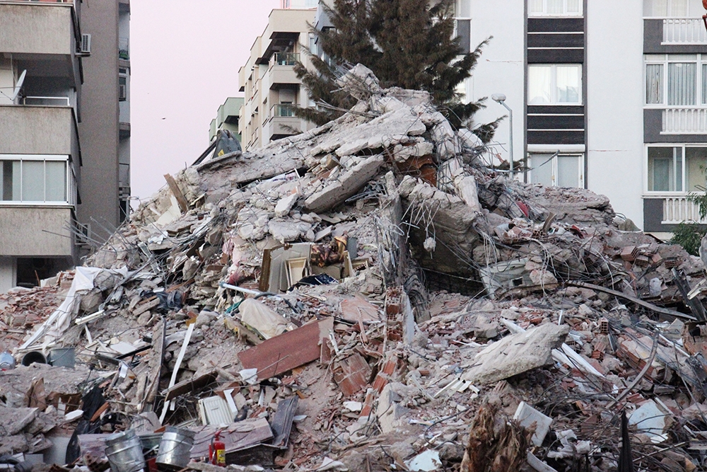 Emrah Apartmanı’nda 32 ölü 15 yaralıyla çalışmalar bitti