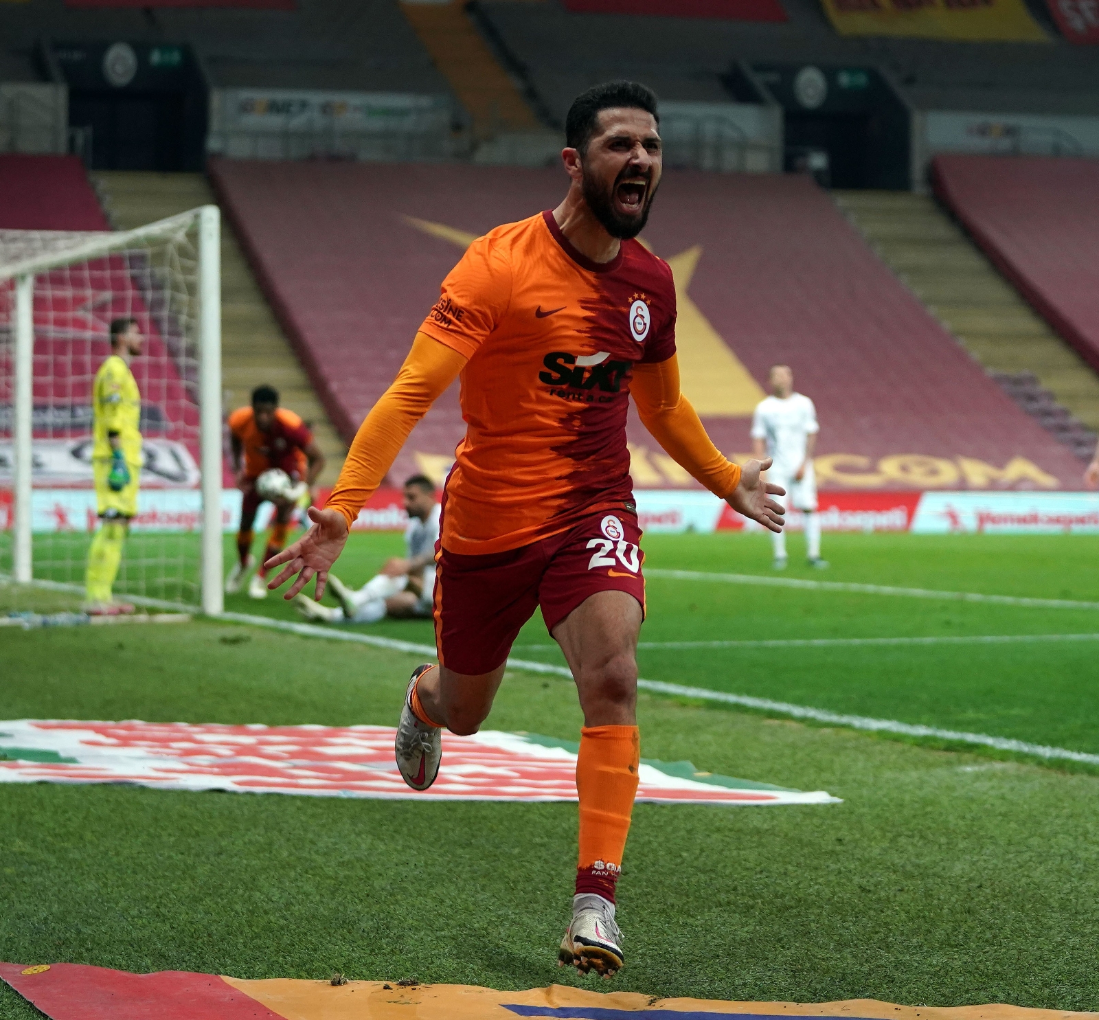 Emre Akbaba’nın ligdeki 4. golü