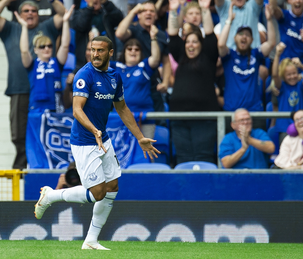 Emre Belözoğlu, Cenk Tosun için görüşmelere başladı