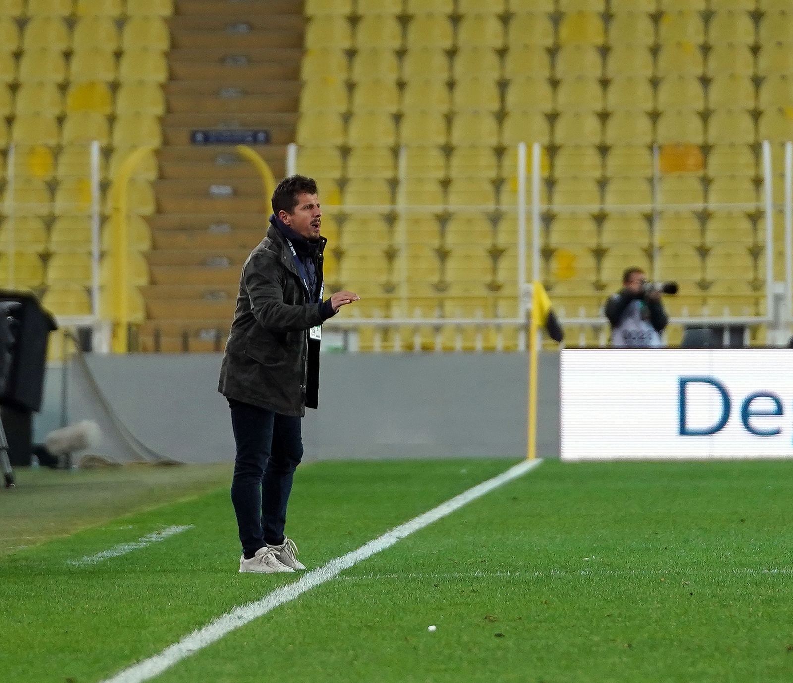Emre Belözoğlu: “Şahsi hedeflerimden öte Fenerbahçe’nin hedeflerine odaklandım”