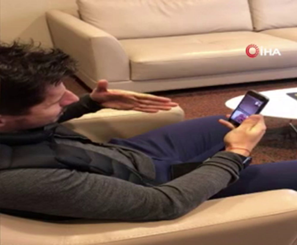 Emre Belözoğlu’ndan, korona virüs hastası İbrahim Eyin’e moral telefonu