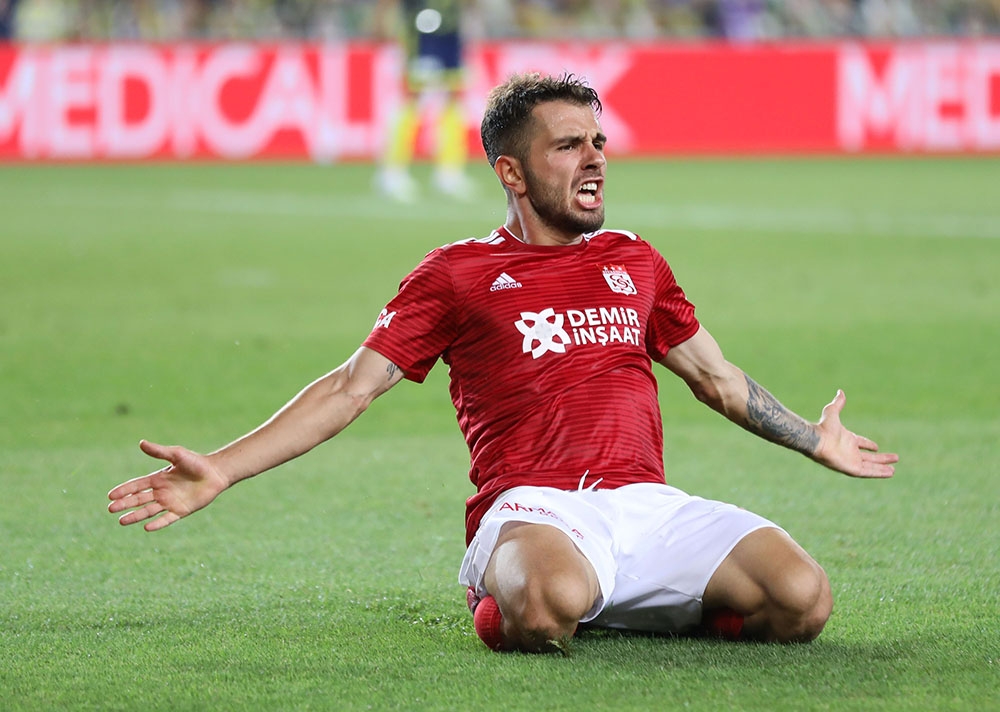 Emre Kılınç, Sivasspor’a veda etti