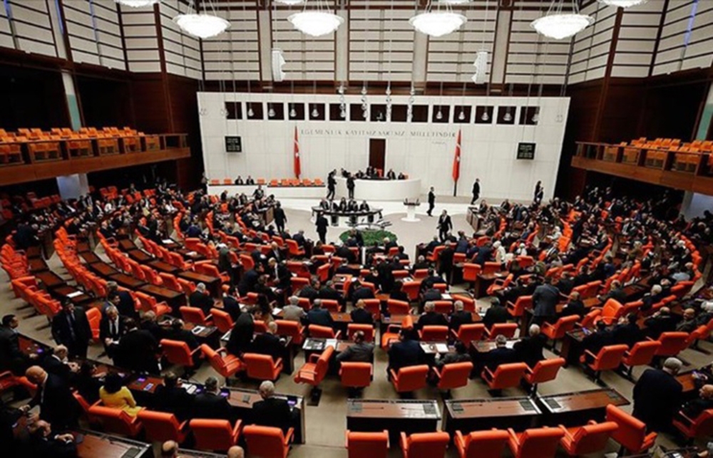 Enerji Piyasası Kanun Teklifi komisyonda kabul edildi