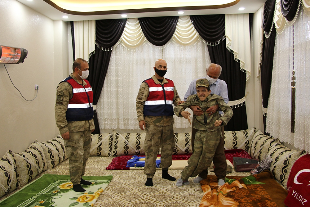 Engelli genç asker olmak istedi, Mehmetçik harekete geçti