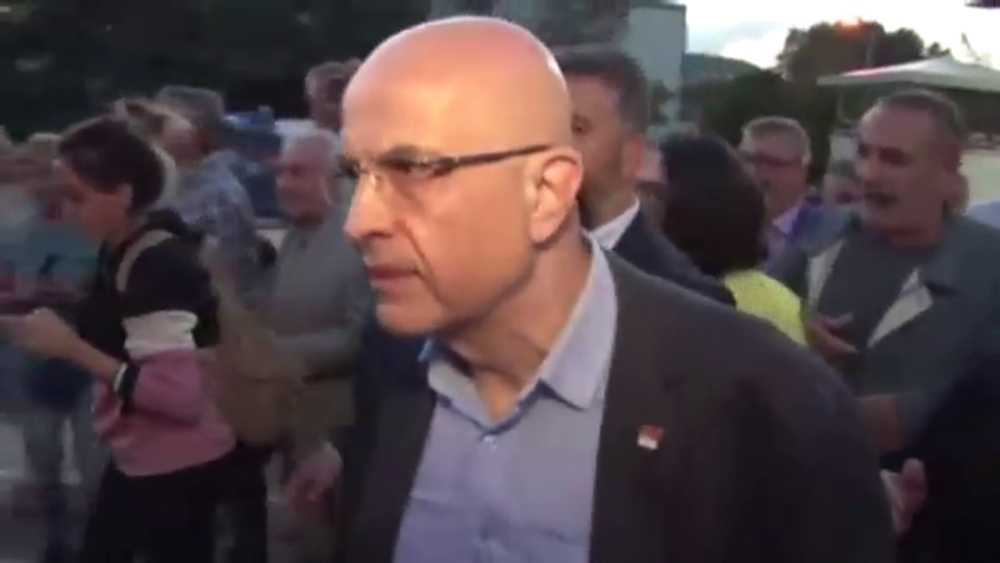Enis Berberoğlu gözaltına alındı