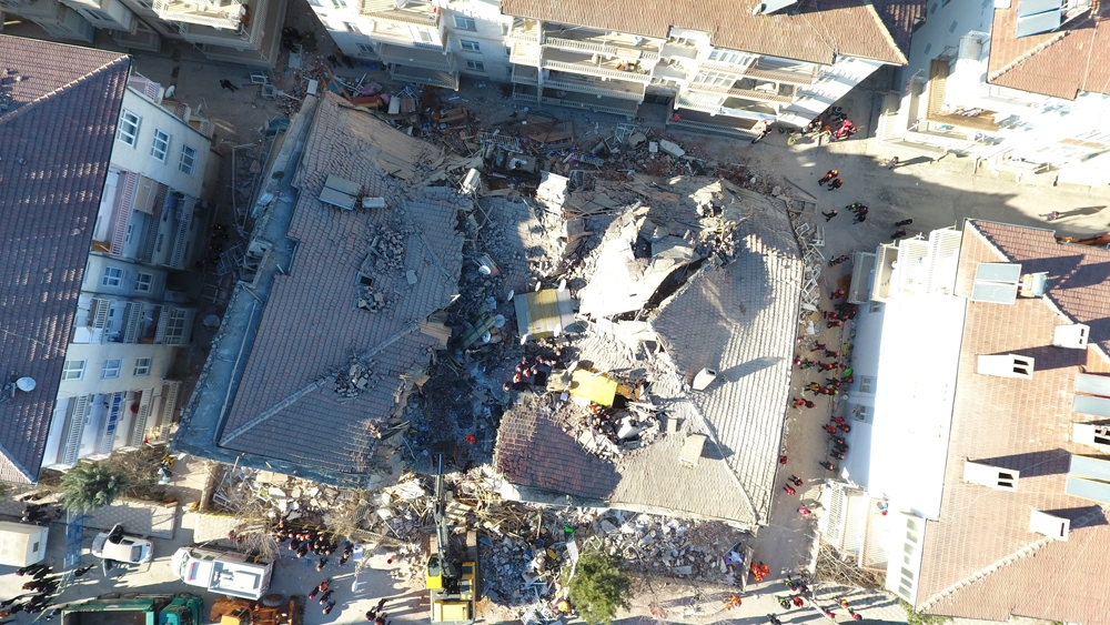 Enkaz alanı havadan görüntülendi